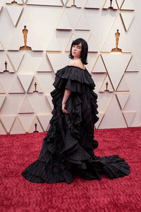 OscarÂ® nominee Billie Eilish arrives on the red carpet of the 94th OscarsÂ® at the Dolby Theatre at Ovation Hollywood in Los Angeles, CA, on Sunday, March 27, 2022.  Copyright: xx 34342-840THA