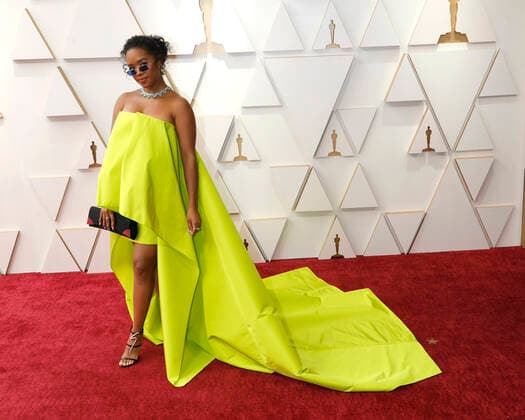 LOS ANGELES - MAR 27: H.E.R. at the 94th Academy Awards at Dolby Theater on March 27, 2022 in Los Angeles, CA  Copyright: xHutchinsxPhotox xipa-agency.netx x 2022xKathyxHutchinsx xHutchinsx