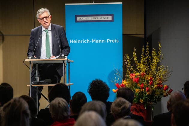 Lesung Heinrich-Mann-Preis 2022 an Lothar Müller in der Akademie der Künste Berlin So, 27.03.2022