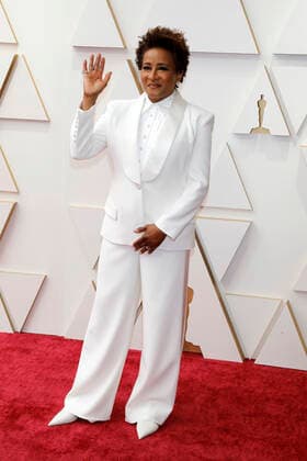 March 27, 2022, Los Angeles, CA, USA: LOS ANGELES - MAR 27: Wanda Sykes at the 94th Academy Awards at Dolby Theater on March 27, 2022 in Los Angeles, CA Los Angeles USA - ZUMAnc22 20220327_zaa_nc22_378 Copyright: xKathyxHutchinsx