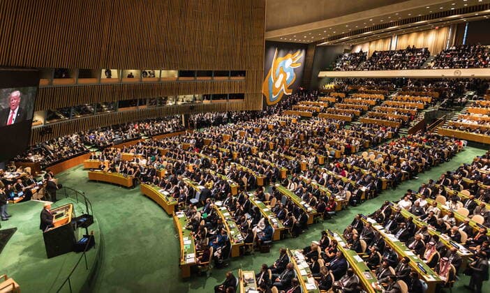 September 25, 2018, New York, United States: President of the United States Donald Trump delivered a speech during the 73rd session of the UN Assembly in New York. The war in Ukraine is not only a horror unfolding before our eyes but also an assault on some of the most vulnerable people and countries across the world, said the UN chief on Wednesday. The UN steering committee convenes to create a new UN crisis response group to help mitigate the worldwide impact of Russia™s invasion. New York United States - ZUMAs197 20180925_zaa_s197_044 Copyright: xMykhayloxPalinchakx