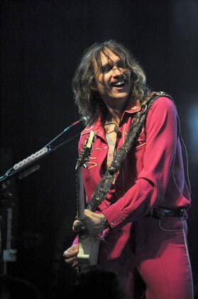 CHICAGO, IL - MARCH 30: The Darkness in concert at The Park West in Chicago, Illinois on March 30,2022. Copyright: xGenexAmbox