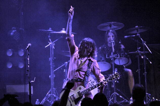 CHICAGO, IL - MARCH 30: The Darkness in concert at The Park West in Chicago, Illinois on March 30,2022. Copyright: xGenexAmbox
