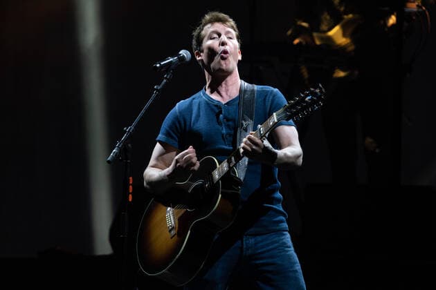 James Blunt: Once Upon A Mind Tour James Blunt: Once Upon A Mind Tour in der SAP Arena Mannheim am 28.03.2022 Support: Emily Roberts Mannheim SAP Arena Baden-Württemberg