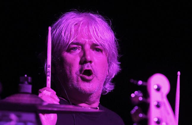 April 1, 2022, Orlando, United States: Drummer for The Zombies, Steve Rodford performs live on stage at the Plaza Live theater in Orlando. Orlando United States - ZUMAs197 20220401_zaa_s197_292 Copyright: xPaulxHennessyx