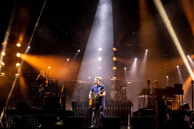 Hamburg, 2. April 2022 - James Blunt bei einem Konzert in der Hamburger Barclays Arena