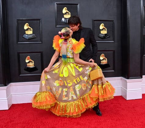 Victoria Evigan and Jason Evigan arrive for the 64th annual Grammy Awards at the MGM Grand Garden Arena in Las Vegas, Nevada on Sunday, April 3, 2022.  LAV20220403150 JIMxRUYMEN