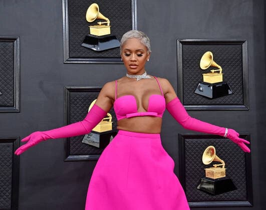 Entertainment Bilder des Tages Saweetie arrives for the 64th annual Grammy Awards at the MGM Grand Garden Arena in Las Vegas, Nevada on Sunday, April 3, 2022.  LAV20220403730 JIMxRUYMEN