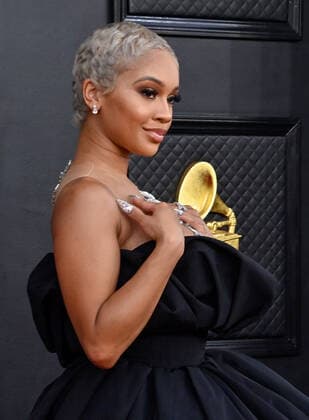Saweetie arrives for the 64th annual Grammy Awards at the MGM Grand Garden Arena in Las Vegas, Nevada on Sunday, April 3, 2022.  LAV20220403912 JIMxRUYMEN