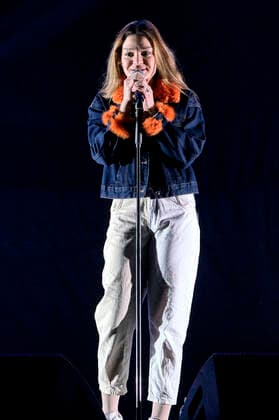 Emiliy Roberts live in der ZAG Arena. Hannover, 03.04.2022