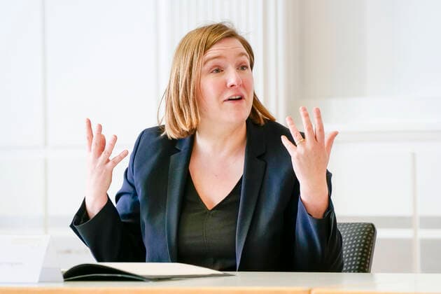 Pressekonferenz des Landesmusikrat Rheinland-Pfalz zum Instrument des Jahres 2022, Das Drumset als Instrument des Jahres 2022 vorgestellt. Kulturministerin Katharina Binz 04.04.22