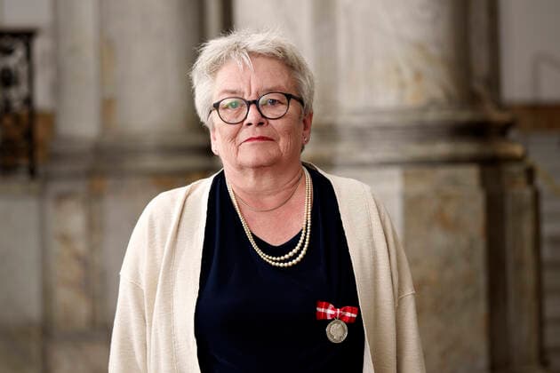 1. tandklinikassistent i Tandplejen Aarhus Birgitte Skydt Soendergaard, AAbyhoej, takkede for Fortjenstmedaljen ved den Offentlige audiens paa Christiansborg Slot, mandag den 4. april 2022 , Copenhagen Copyright: KeldxNavntoft KeldxNavntoftx COP10552 spdk20220404-145402-L