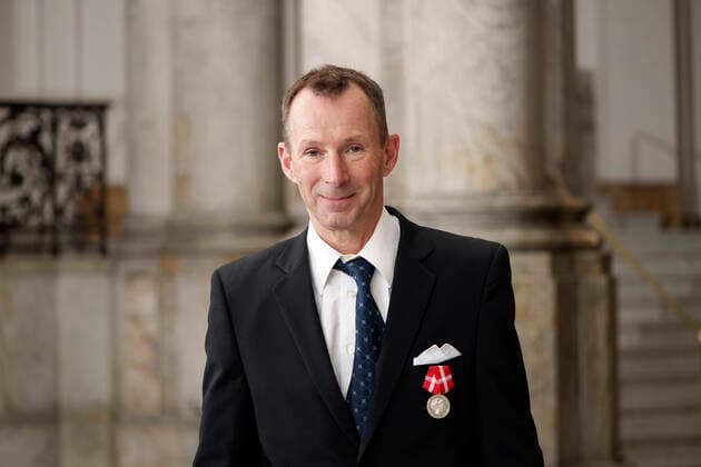 Maler i DSB Carsten Lausen, Tranbjerg . takkede for Fortjenstmedaljen ved den Offentlige audiens paa Christiansborg Slot, mandag den 4. april 2022 , Copenhagen Copyright: KeldxNavntoft KeldxNavntoftx COP10552 spdk20220404-145415-L