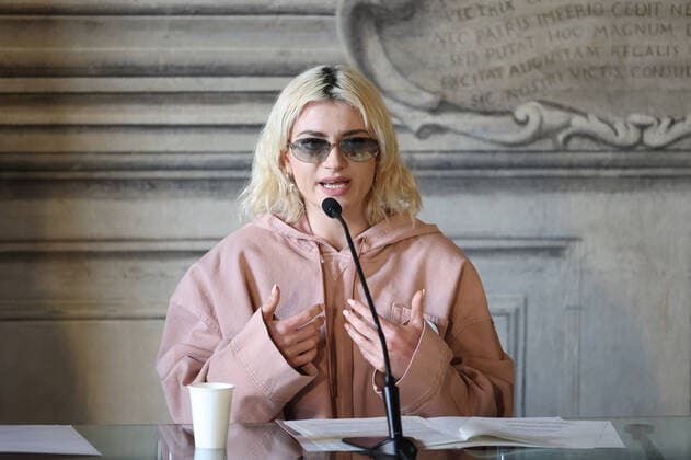 Bologna, April 4, 2022 - Press conference for the presentation of the charity concert Tocca A Noi, Musica Per La Pace . Fundraising for Save The Children association in favor of children victims of the war in Ukraine - in the pic: Veronica Lucchesi e Dario Mangiaracina, members of the group Ã¢& x80;& x9c;La Rappresentante Di ListaÃ¢& x80;& x9d;, organisers of the event. Photo: Michele Nucci