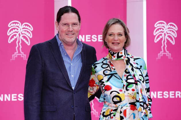Cannes International Series Festival, Prinzessin Delphine von Belgien auf dem roten Teppich Jim O Hare - Princesse Delphine de Belgique CELEBRITES : Canneseries - Red Carpet - Cannes - 04 04 2022 NorbertScanella Panoramic 
