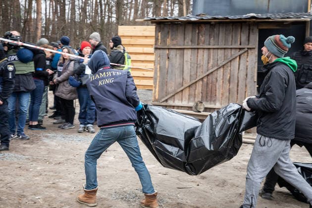 The remains of six Ukrainian people, four men and two women, one of whom was probably still a young and underage girl, was found in Bucha, outskirts of Kyiv, Ukraine. The soldiers of the Russian Federation shot four people, who subsequently poured flammable materials and set them on fire to destroy the traces of their crimes. Today, on April 5th, 2022, sa basic search of the crime scene and human remains was carried out. The bodies were then packed in bags and taken to a forensic forensic examination. Media representatives and journalists were invited to the site for a public demonstration of the horrors of the war perpetrated by the Russian Federation in Ukraine. (CTKxPhoto VojtechxDarvikxMaca) CTKPhotoF202204051276501 