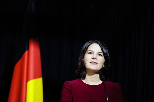 News Themen der Woche KW14 Annalena Baerbock (Buendnis 90 Die Gruenen), Bundesaussenministerin, spricht auf der Pressekonferenz nach dem Treffen der deutschsprachigen Aussenministerinnen und Aussenminister im Fuerstentum Liechtenstein. Mauren, 08.04.2022 Mauren Liechtenstein *** Annalena Baerbock Buendnis 90 Die Gruenen , Federal Minister of Foreign Affairs, speaks at the press conference after the meeting of German-speaking foreign ministers in the Principality of Liechtenstein Mauren, 08 04 2022 Mauren Liechtenstein Copyright: xThomasxTrutschelx