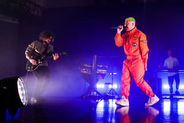 Coez In Concert Italian singer Coez performs live at Alcatraz in Milano, Italy, on April 07, 2022 Milan Italy  Copyright: xMairoxCinquettix originalFilename: 1011134562st.jpg