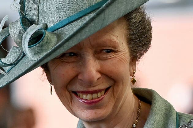 Bilder des Jahres 2022, Entertainment 04 April Entertainment Themen der Woche KW14 Entertainment Bilder des Tages 2022 SYDNEY ROYAL EASTER SHOW, Her Royal Highness Princess Anne, The Princess Royal meets with Riding for the Disabled Association NSW (RDA) horse riders during a tour the Royal Easter Show in Sydney, Saturday, April 9, 2022. The NSW Royal Agricultural Society is marking its 200th anniversary. ( NO ARCHIVING, EDITORIAL USE ONLY, NO USE IN BOOKS WITHOUT CONSENT SYDNEY NSW AUSTRALIA  Copyright: xBIANCAxDExMARCHIx 20220409001645318117