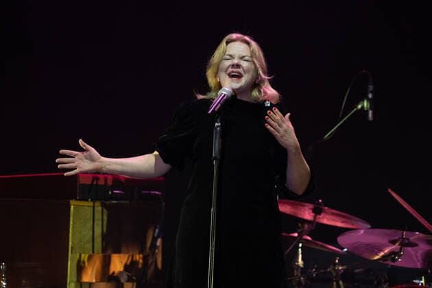 Annett Louisan die Stimme des deutschsprachigen Chansons 09.04.2022 Annett Louisan live im Rosengarten Mannheim. Mannheim Rosengarten Baden-Württemberg