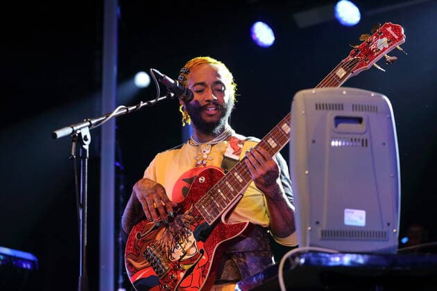 Stephen Lee Bruner alias Thundercat bei einem Konzert im Astra Kulturhaus in Berlin, 10. April 2022. Thundercat Konzert Berlin