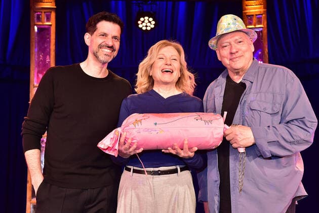 Bilder des Jahres 2022, Entertainment 04 April Entertainment Themen der Woche KW15 Entertainment Bilder des Tages PK - 30 Jahre BAR JEDER VERNUNFT Pasquale Aleardi, Maren Kroymann, Rosa von Praunheim PresseTermin 30 Jahre BAR JEDER VERNUNFT 20 JAHRE TIPI AM KANZLERAMT 12.04.2022 *** PK 30 years BAR JEDER VERNUNFT Pasquale Aleardi, Maren Kroymann, Rosa von Praunheim PressDate 30 years BAR JEDER VERNUNFT 20 YEARS TIPI AM KANZLERAMT 12 04 2022 Photopress Mueller