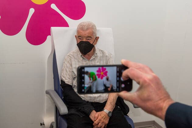 COVID: Italy Starts Giving Fourth Jab Rieti is a pioneer in Italy for the fourth dose vaccination, for patients over 80 and frail over 60. Administration carried out at the former Bosi vaccination centre opened during the vaccine administration campaign. In Rieti, Italy, 12 April, 2022. Rieti Italy  Copyright: xRiccardoxFabix originalFilename: fabi-notitle220412_npVS6.jpg
