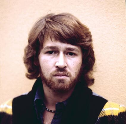 PETER MAFFAY Peter Maffay, deutscher Sänger, Gitarrist und Musikproduzent, Deutschland, circa 1984. Peter Maffay, German singer, guitarist and music producer, Germany, circa 1984., Deutschland Copyright: kpa UnitedArchives55041086 EDITORIAL USE ONLY