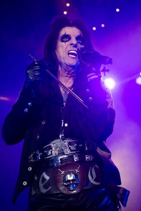 April 14, 2022, Calgary, Alberta, Canada: Alice Cooper peforms in concert at The Winsport Arena in Calgary, Thursday April 14th. Calgary Canada - ZUMAr123 20220414_zap_r123_006 Copyright: xBadenxRothx
