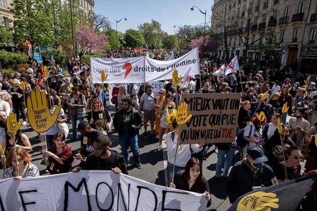 News Themen der Woche KW15 News Bilder des Tages Manifestation a Paris contre l extreme droite et contre le 2eme tour des elections presidentielles en France. NEWS : Manifestation a Paris contre l extreme droite - 16 04 2022 AurelienMorissard Panoramic 