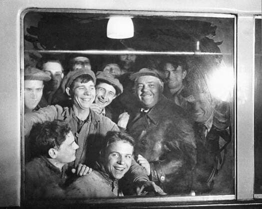 Moscow metro train builders 175106 10.12.1935 Jubilant Moscow metro builders as passengers of its first train in 1935 Shagin Sputnik Moscow Russia  Copyright: xShaginx