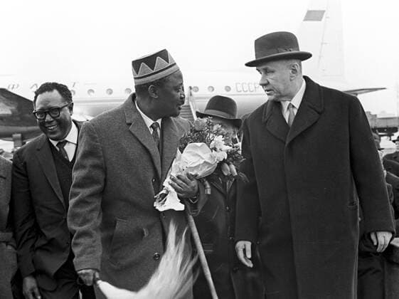 Delegation from Kenya in USSR 579678 20.04.1964 Chairman of USSR Council of Ministers Alexey Kosygin (right) and representatives of government delegation from Kenya who arrived to USSR with a formal call. L. Nosov Sputnik Moscow Russia  Copyright: xL.xNosovx