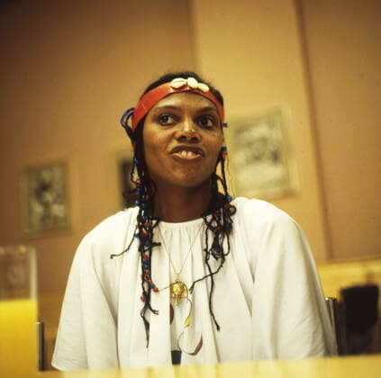 Tochter von Miriam Makeba, Bongi Makeba 1980 im Revier DEU, Deutschland, Ruhrgebiet: Der Besuch der suedafrikanischen Saengerin und Tochter der Ikone Miriam Makeba, Bongi Makeba im Revier hier am 29.5.1980. DEU, Germany, Ruhr area: The visit of the South African singer and daughter of the icon Miriam Makeba, Bongi Makeba in the Ruhr area here on May 29, 1980. NRW *** Daughter of Miriam Makeba, Bongi Makeba 1980 in the Ruhr area DEU, Germany, Ruhr area The visit of the South African singer and daughter of the icon Miriam Makeba, Bongi Makeba in the Ruhr area here on May 29, 1980 NRW