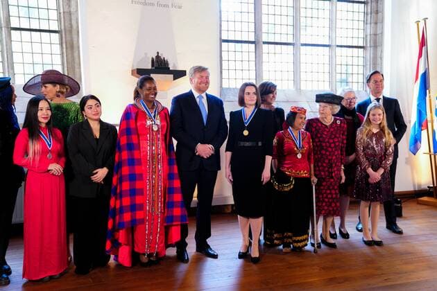 2022-04-21 12:31:45 MIDDELBURG - The group photo with the laureates and King Willem-Alexander, Queen Maxima and Princess Beatrix after the presentation of the Four Freedoms Awards 2022. The Four Freedoms Awards are awarded every year to men, women and organizations that recognize their efforts and achievements. show a deep commitment to the ideals proclaimed by President Franklin Delano Roosevelt in his landmark Four Freedoms speech in 1941. ANP MARCO DE SWART netherlands out - belgium out