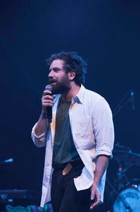 rome 21 04 2022 Concert by Tommaso Paradiso at the Conciliazione auditorium with the new Space Cowboy tour. In the photo the singer Tommaso Paradiso  Copyright: xBarbaraxAmendolax xipa-agency.nex xBarbaraxAmendolax