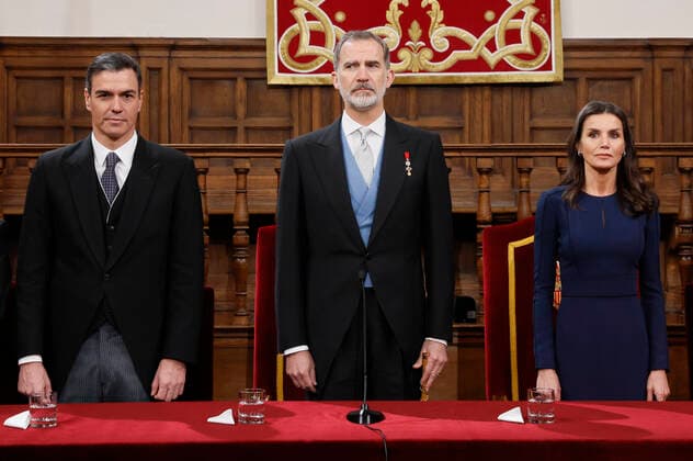 22-04-2022 Madrid Queen Letizia and King Felipe during the Miguel de Cervantes, Spanish literature 2021 prize to Cristina Peri Rossi in the auditorium of the university of Alcala, Alcala de Henares, in Madrid. No Spain Â  Copyright: xPPEx