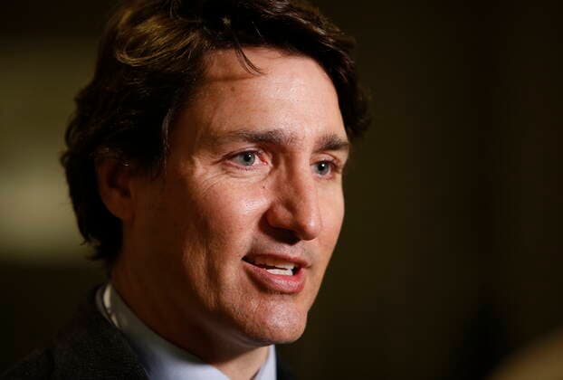 April 22, 2022, WINNIPEG, MANITOBA, CANADA: Prime Minister Justin Trudeau comments on the death of Montreal Canadiens hockey player Guy Lafleur prior to a news event in Winnipeg Friday, April 22, 2022. WINNIPEG CANADA  - ZUMAc35_ 20220422_zaf_c35_015 Copyright: xJohnxWoodsx