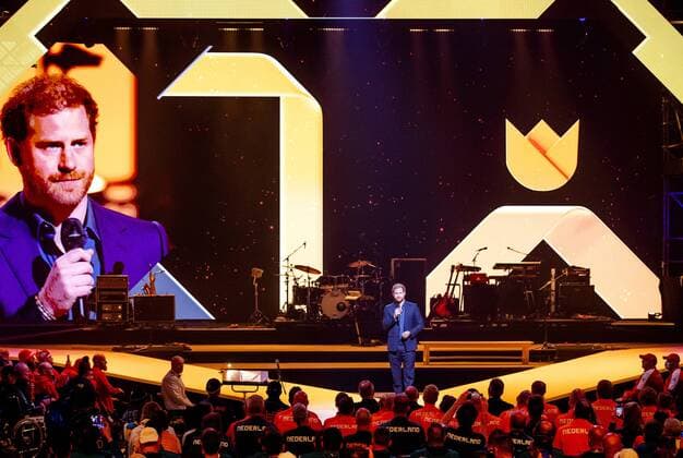 Entertainment Themen der Woche KW16 2022-04-22 21:33:44 THE HAGUE - The Duke of Sussex, Prince Harry, during the closing ceremony of the Invictus Games. ANP SEM VAN DER WAL netherlands out - belgium out *** 2022 04 22 21 33 44 THE HAGUE The Duke of Sussex, Prince Harry, during the closing ceremony of the Invictus Games ANP SEM VAN DER WAL netherlands out belgium out  Copyright: xx x447461170x originalFilename: 447461170.jpg