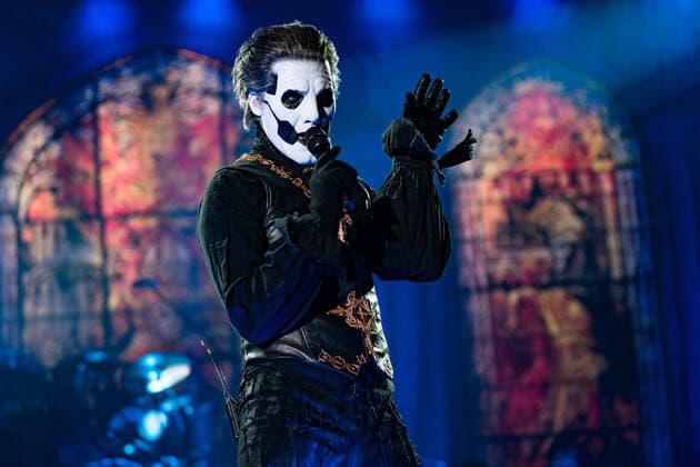 Ghost mit der Imperatour Europe 2022 23.04.2022 Ghost mit der Imperatour Europe 2022 Tour in der Festhalle Frankfurt. Als Support-Acts sind in Europa Uncle Acid & The Dead Beats und Twin Temple dabei. Frankfurt Festhalle Hessen