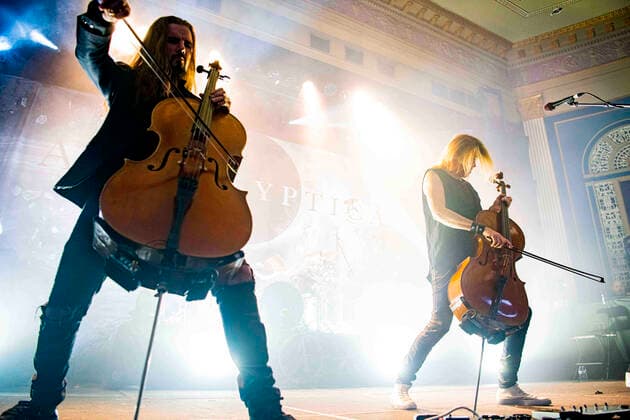 April 24, 2022, Calgary, Alberta, Canada: (L,R) Perttu Kivilaakso and Eicca Toppinen of Apocalyptica perform in concert in in Calgary, Alberta. Calgary Canada - ZUMAr123 20220424_zap_r123_019 Copyright: xBadenxRothx
