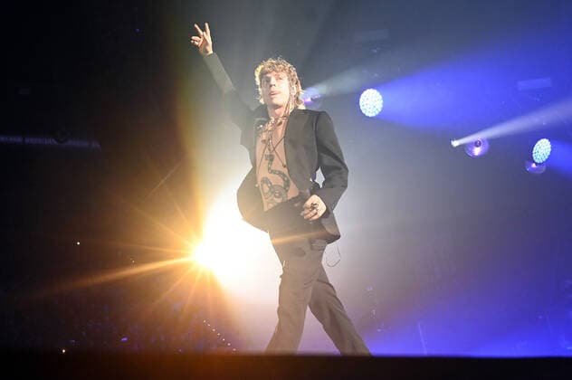 v during Irama, Italian singer Music Concert in Mantova, Italy, April 24 2022