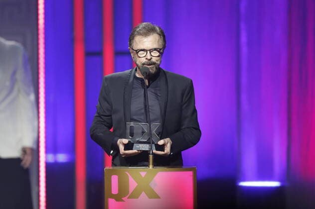Bilder des Jahres 2022, Entertainment 04 April Entertainment Themen der Woche KW17 Entertainment Bilder des Tages Bjorn Ulvaeus receives the award Song of the Year for Don t Shut Me Down with ABBA during the QX Gay Gala at Cirkus in Stockholm, Sweden, April 25, 2022. Stockholm Sweden x10430x *** Bjorn Ulvaeus receives the award Song of the Year for Don t Shut Me Down with ABBA during the QX Gay Gala at Cirkus in Stockholm, Sweden, April 25, 2022 Stockholm Sweden x10430x,  Copyright: xChristinexOlssonx QX GAY GALA 2022