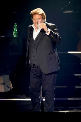 Howard Carpendale live bei einem Konzert seiner 50 Jahre - Die Show meines Lebens -Tour in der Swiss Life Hall. Hannover, 27.04.2022