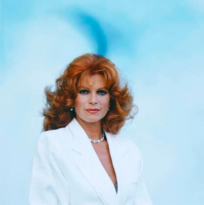 MILVA Milva, italienische Chansonsängerin und Schauspielerin, genannt: La Rossa, im Bild: Milva, Deutschland, circa 1981. Milva, Italian chanson singer and actress, called: La Rossa, pictured: Milva, Germany, 1981., Deutschland Copyright: kpa UnitedArchives55023853 EDITORIAL USE ONLY
