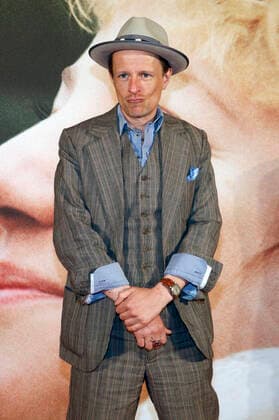 Alexander Scheer bei der Premiere des Kinofilms Rabiye Kurnaz gegen George W. Bush im Kino International. Berlin, 28.04.2022