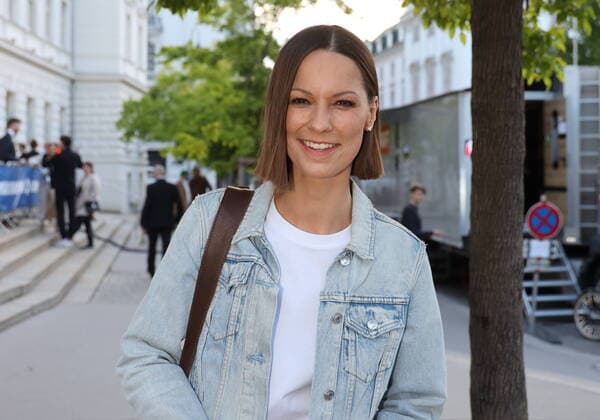 Entertainment Bilder des Tages Amadeus Austrian Music Award 2022 Wien, Volkstheater, 29. 04. 2022 Christina STÜRMER