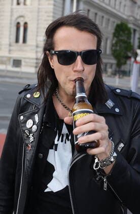Amadeus Austrian Music Award 2022 Wien, Volkstheater, 29. 04. 2022 Marco POGO - Turbobier