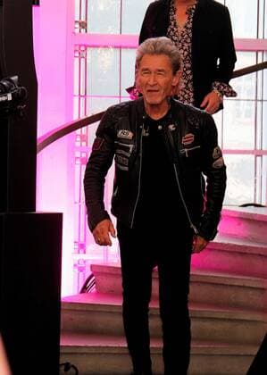 29.04.2022 Frankfurt am Main, Paulskirche Peter Maffay und Band mit Frankfurter Musikpreis ausgezeichnet Sänger Peter Maffay auf dem Weg zur Preisverleihung