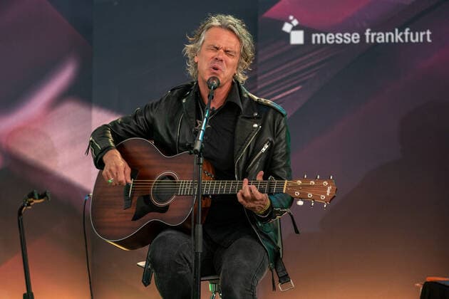 Peter Maffay und Band mit Frankfurter Musikpreis ausgezeichnet. 29.04.2022 In der Paulskirche in Frankfurt am Main wurde Peter Maffay und Band mit dem Frankfurter Musikpreis ausgezeichnet. Frankfurt Paulskirche Hessen
