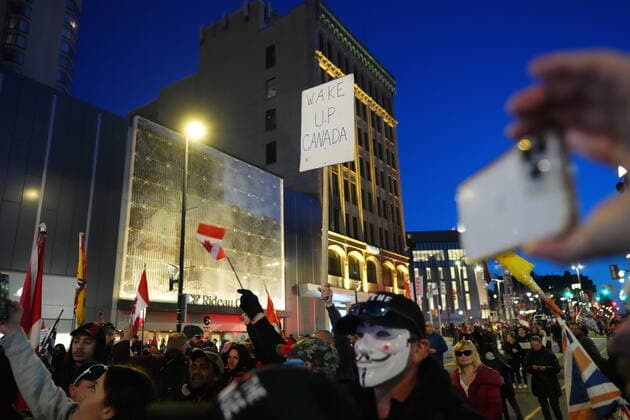 April 29, 2022, Ottawa, ON, CANADA: Protesters chant during a demonstration, part of a convoy-style protest participants are calling Rolling Thunder , in Ottawa, Friday, April 29, 2022. Ottawa CANADA  - ZUMAc35_ 20220429_zaf_c35_166 Copyright: xSeanxKilpatrickx